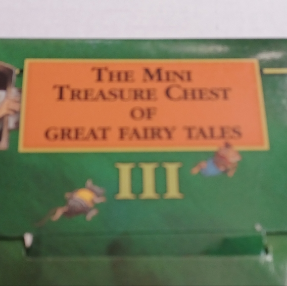 4/$40 - New Set of 5 Fairy Tale Books In a Sleeve - Picture 3 of 14